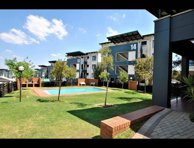 3 BEDROOM APARTMENT FOR SALE IN OAKDENE